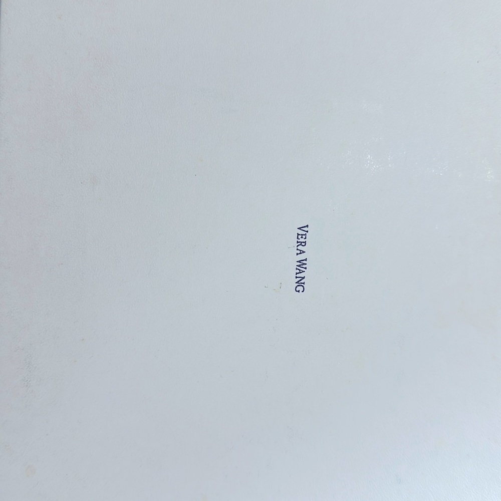 Vera Wang Ivory Silk Heel